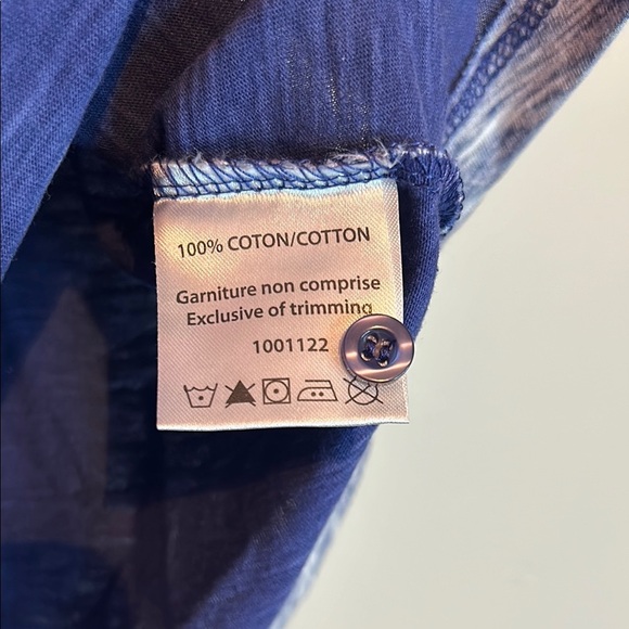 Gray and Blue Cap Sleeve Fitted Embellished Tee - Picture 8 of 13